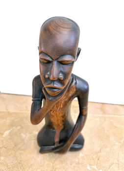 Preview: Denkender Mann aus Gambia Preview: Denkender Mann aus Gambia